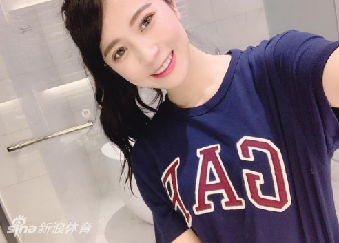 这姑娘如果持球突破 你舍得防守吗？