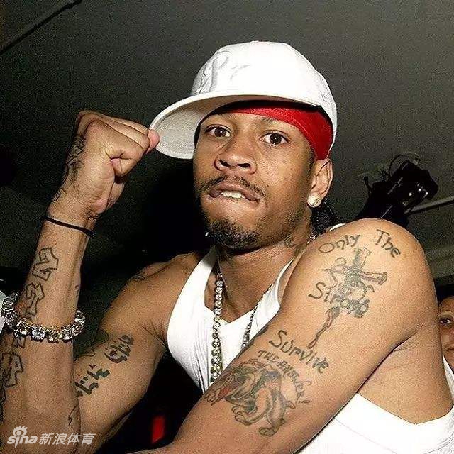 AI晒出爱女靓照祝其生日快乐 25岁满满成熟女人范儿