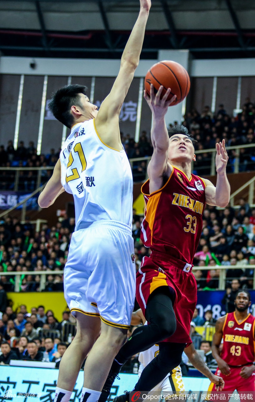 季后赛12进8：广厦103-90浙江