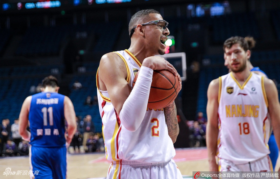 CBA第43轮第二比赛日精彩瞬间