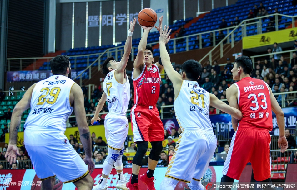 CBA第44轮:广厦117-106广州