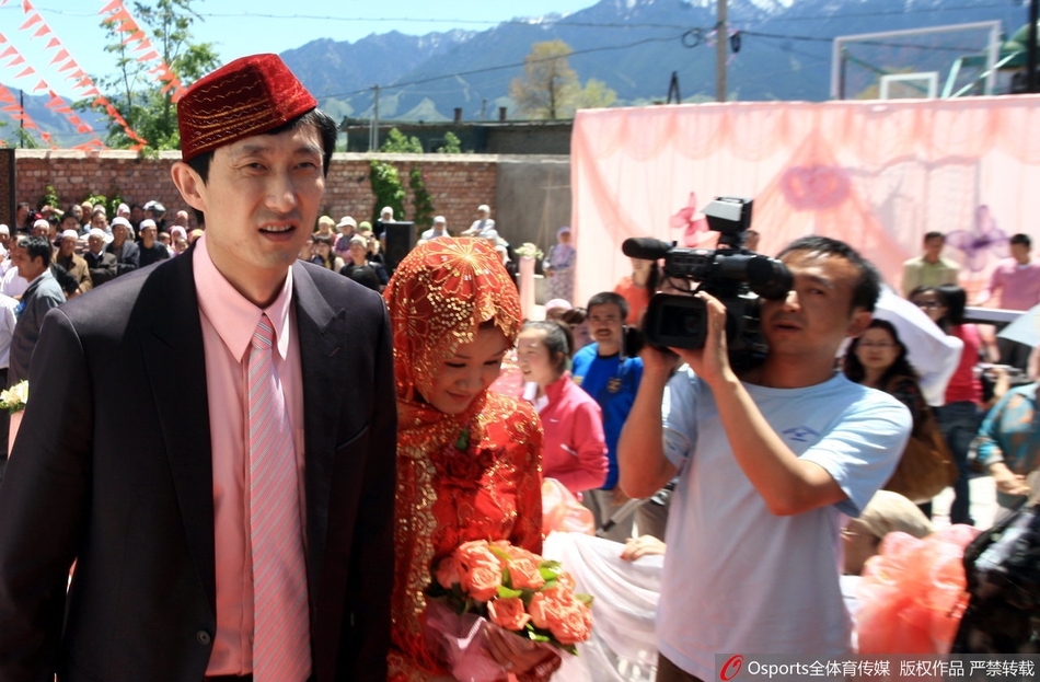 七夕情人节 盘点中国篮坛浪漫瞬间