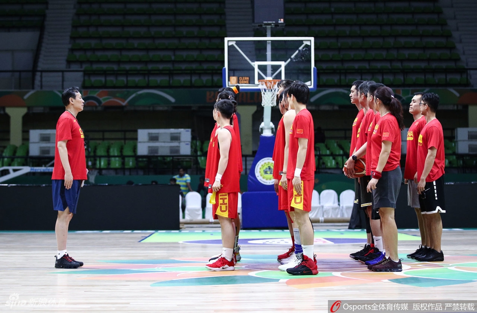 亚洲杯在即中国女篮积极备战
