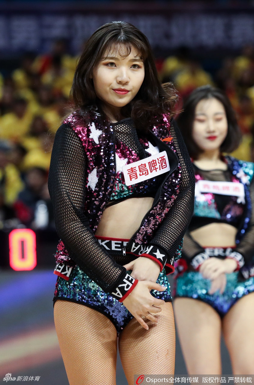 青春无敌！同曦篮球宝贝激情似火