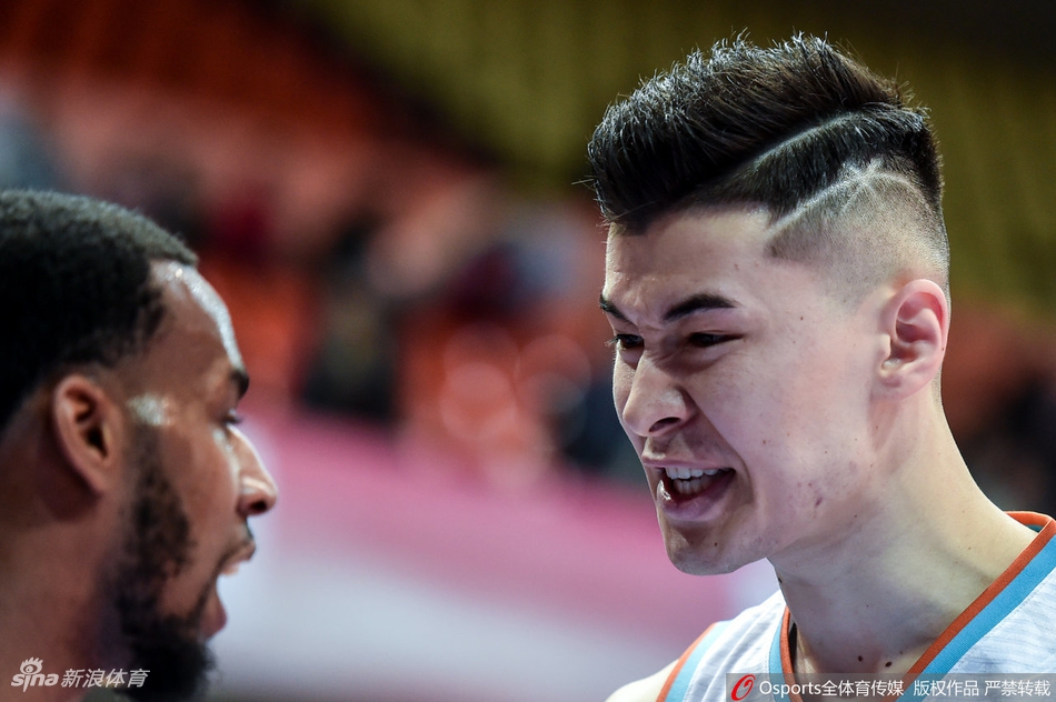 CBA第44轮第二日精彩瞬间