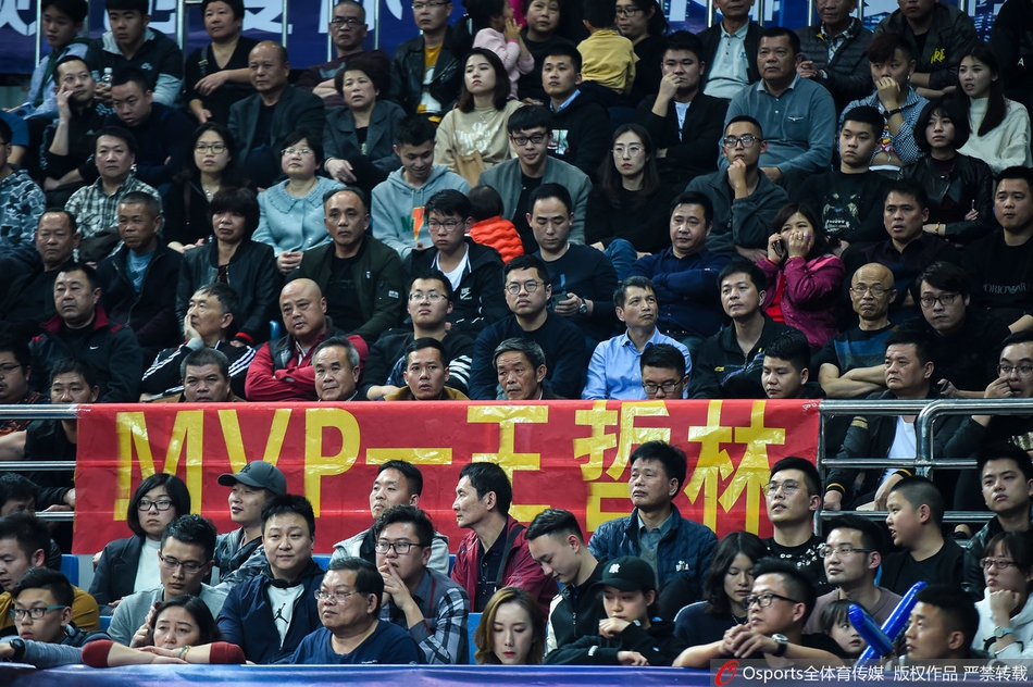 季后赛12进8:福建111-105吉林