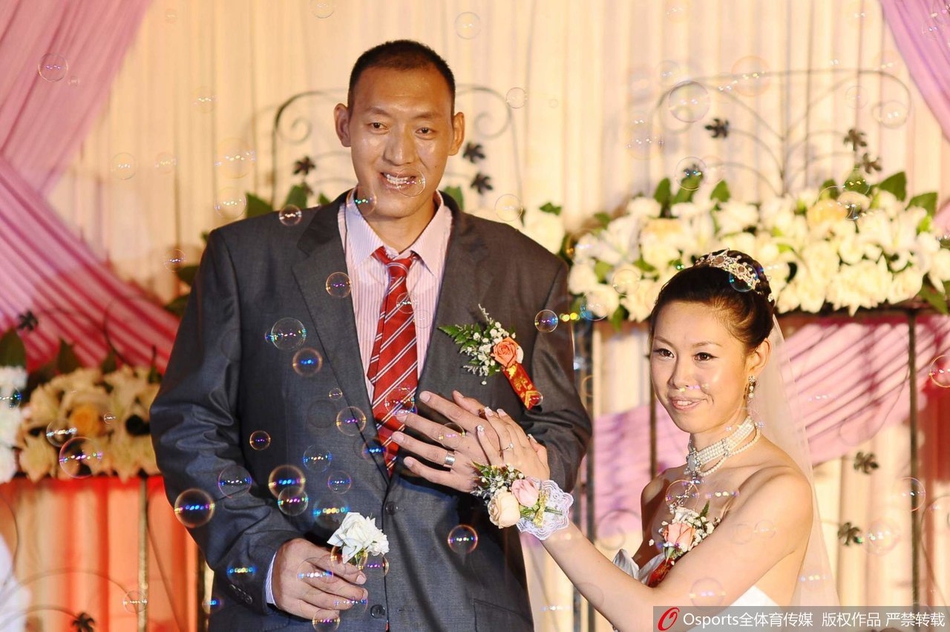 七夕情人节 盘点中国篮坛浪漫瞬间