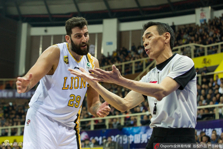 CBA第43轮:广厦108-114广东
