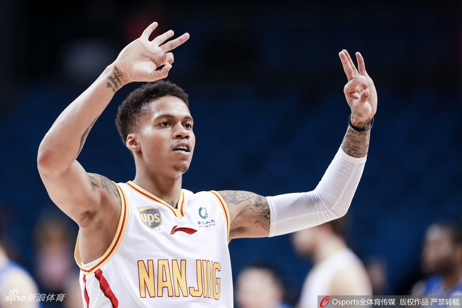 CBA第43轮第二比赛日精彩瞬间