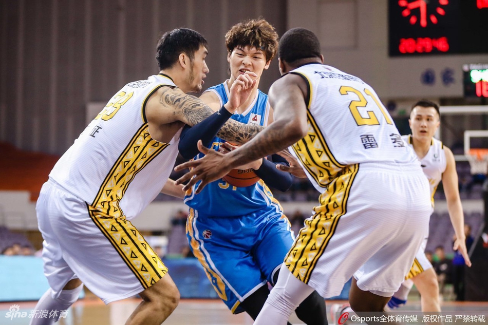 CBA第44轮第二日精彩瞬间