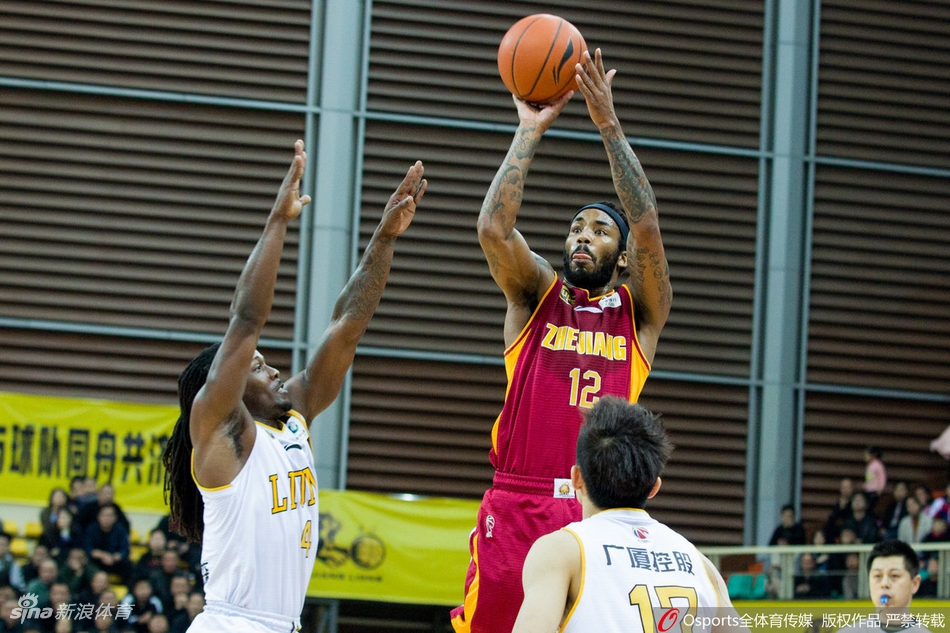 季后赛12进8:广厦117-125浙江