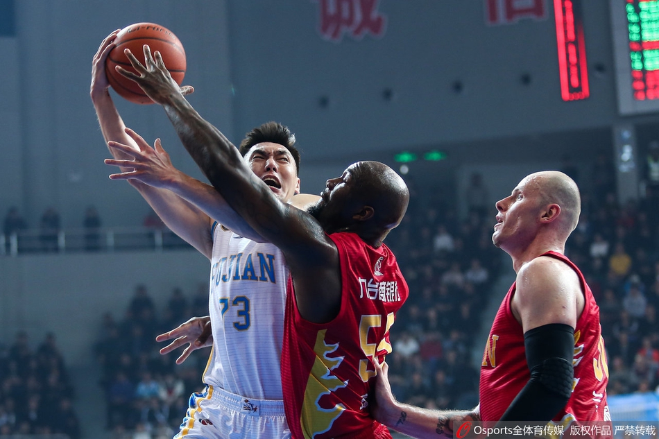 季后赛12进8:福建111-105吉林