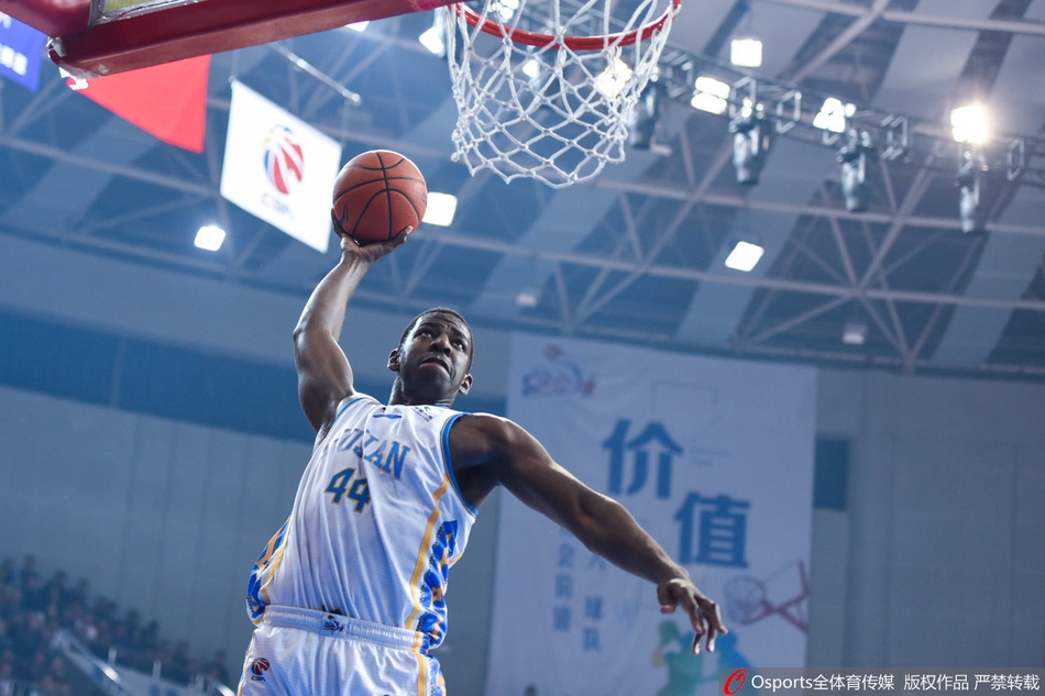 季后赛12进8:福建111-105吉林