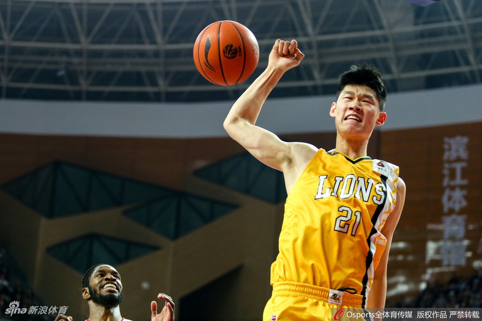 季后赛12进8:浙江vs广厦