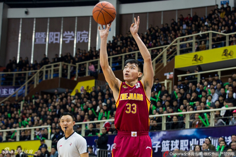 季后赛12进8：广厦103-90浙江