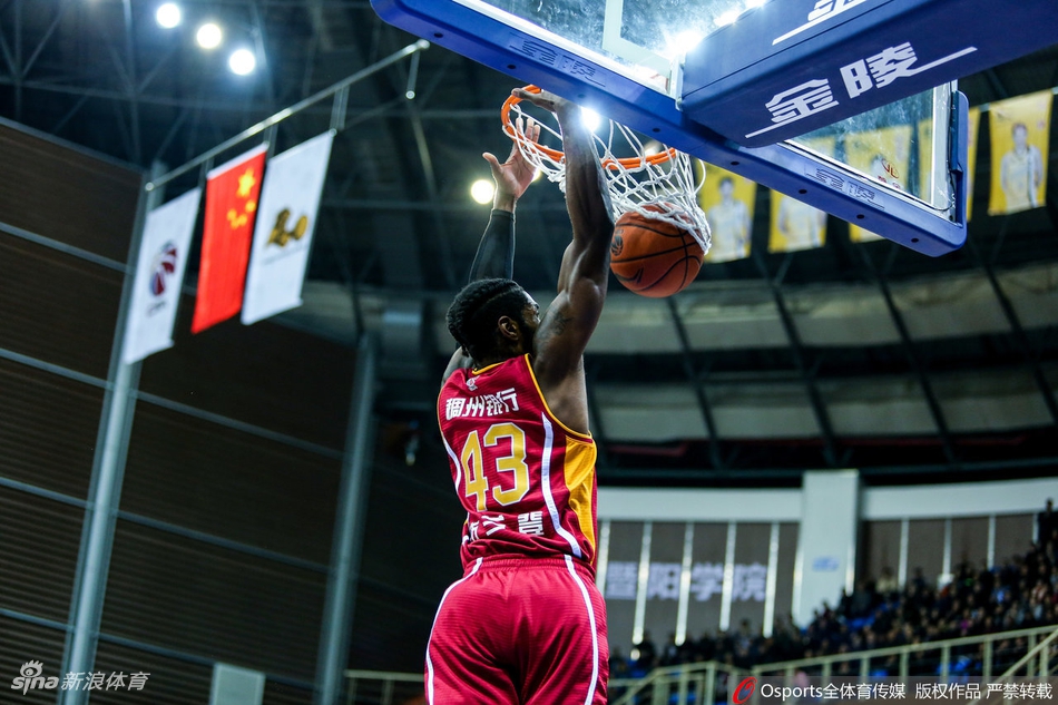 季后赛12进8：广厦103-90浙江