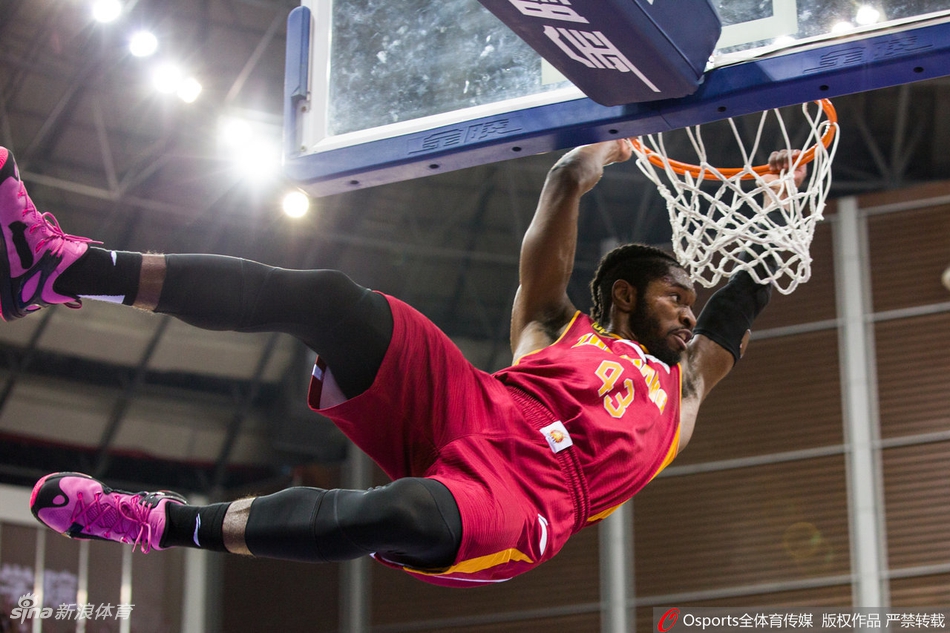 季后赛12进8：广厦103-90浙江