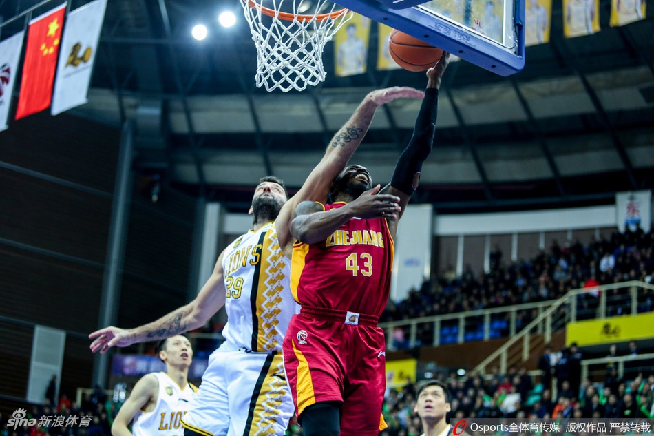 季后赛12进8：广厦103-90浙江