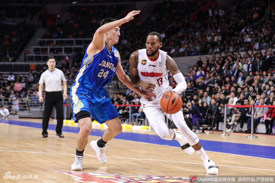 四分之一决赛：广东137-108肯帝亚