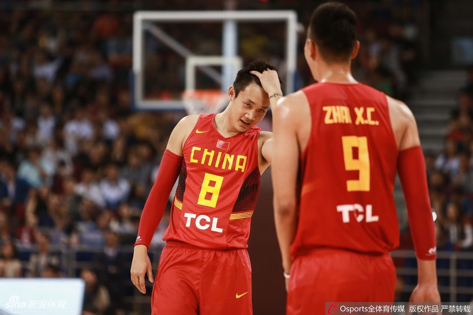 翟晓川与小丁基情满满!不愧是孩儿干爹