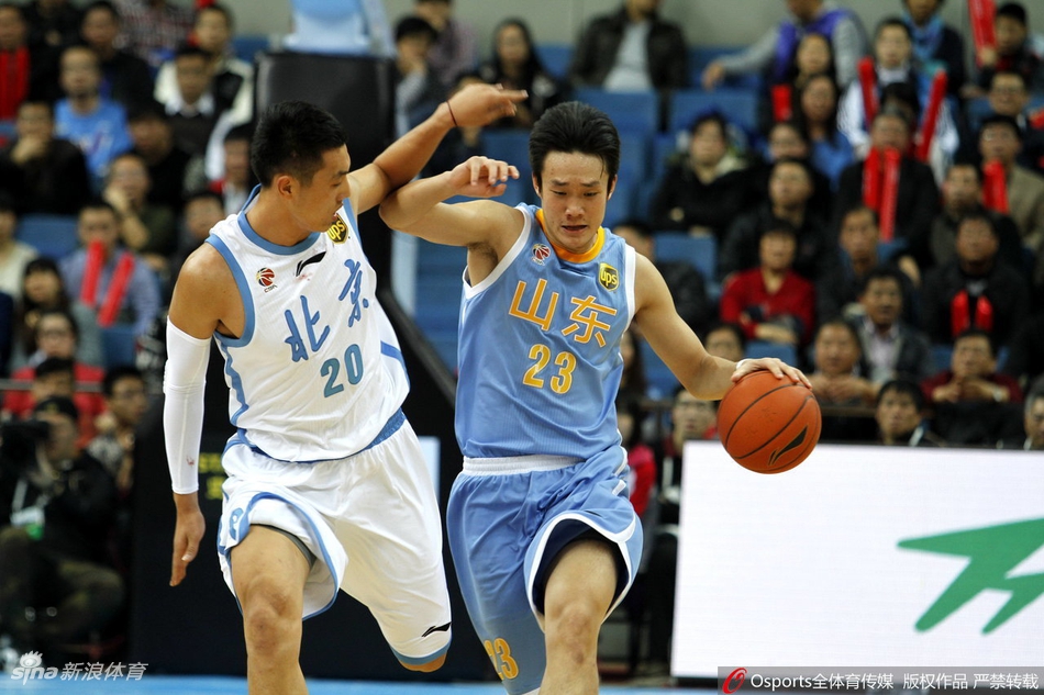 翟晓川与小丁基情满满!不愧是孩儿干爹