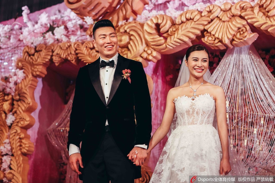 七夕情人节 盘点中国篮坛浪漫瞬间