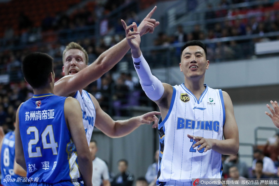 季前赛-林书豪11分 北京胜肯帝亚
