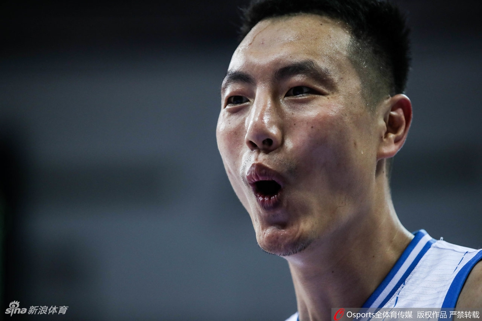 季前赛-林书豪11分 北京胜肯帝亚