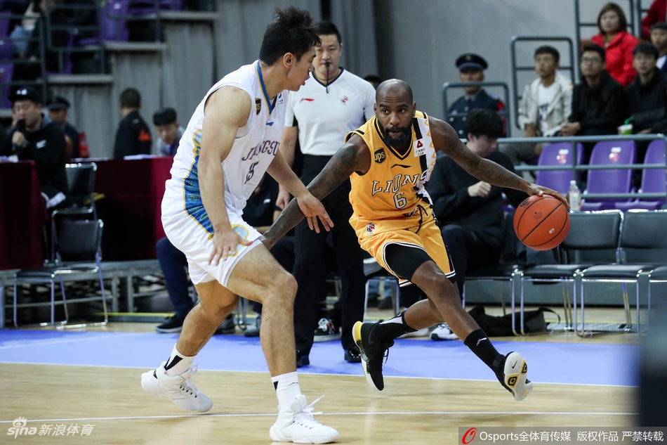 季前赛-胡金秋25+12广厦胜肯帝亚