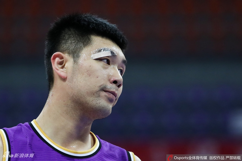 季前赛-状元16分7板北控胜广厦