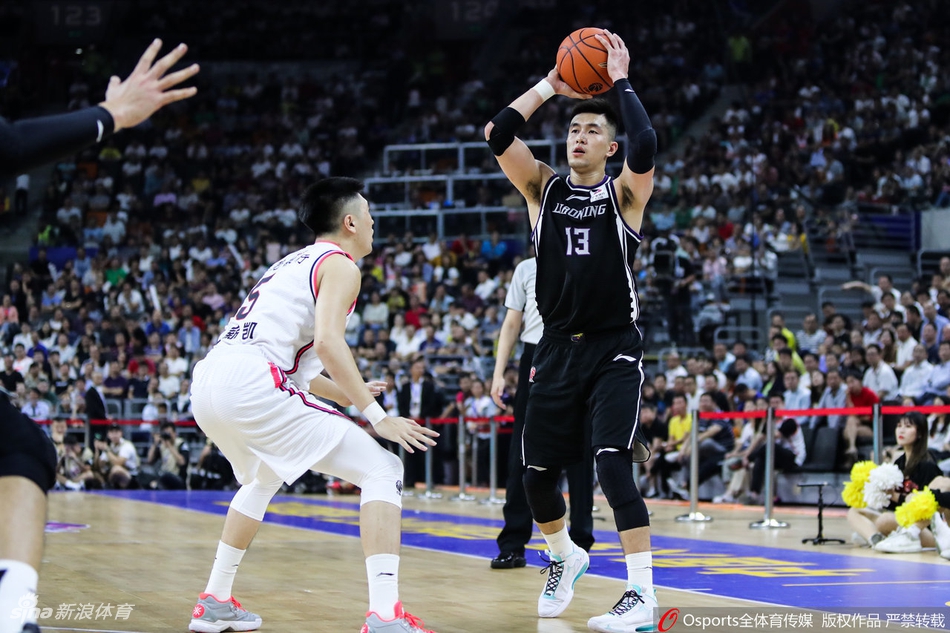 CBA第1轮:广东107-98辽宁