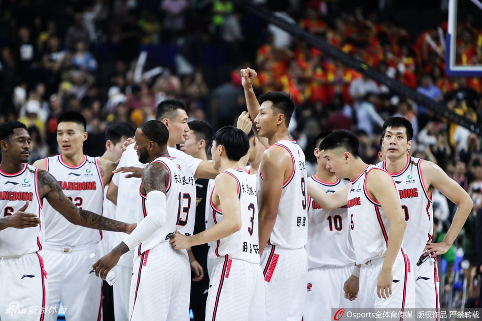 CBA第1轮:广东107-98辽宁