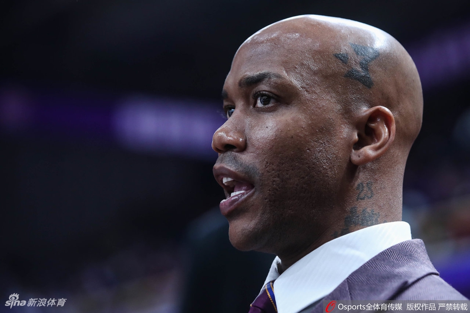 CBA第1轮:北控108-103深圳