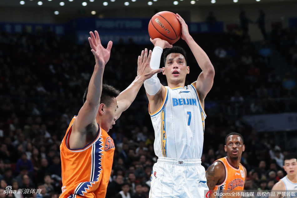 CBA第3轮:北京94-88上海