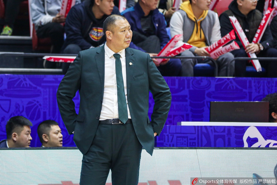 CBA第5轮:新疆112-107吉林