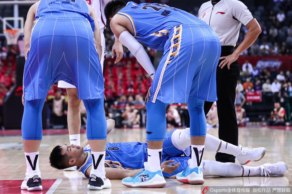 CBA第5轮:深圳109-104北京