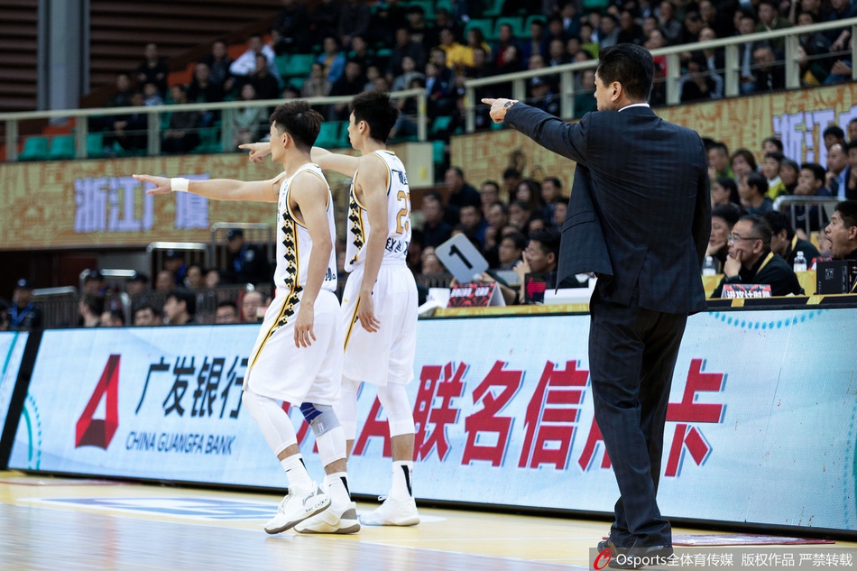 CBA第5轮:今日各组对决精彩瞬间