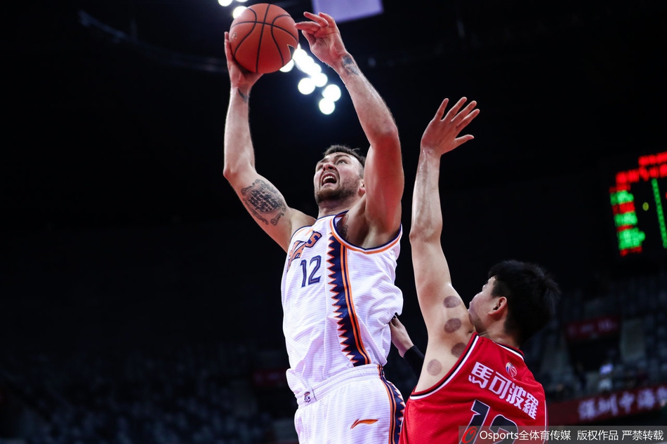 CBA第6轮:深圳VS上海