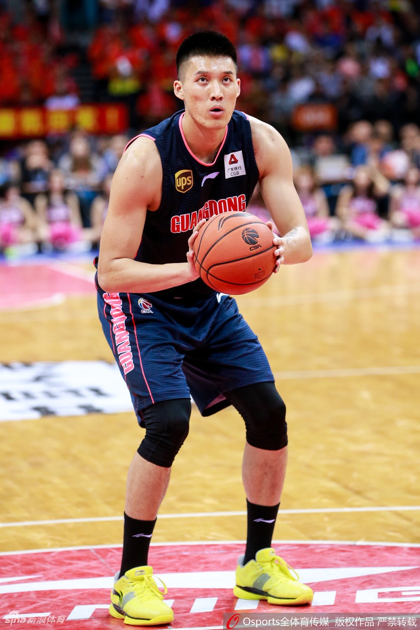 CBA第46轮:深圳114-128广东