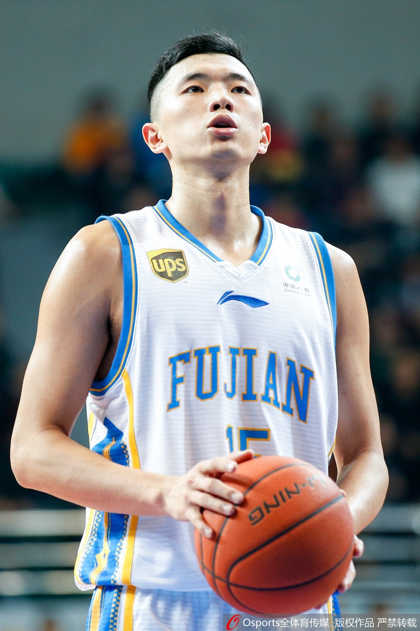 季后赛12进8:福建111-105吉林