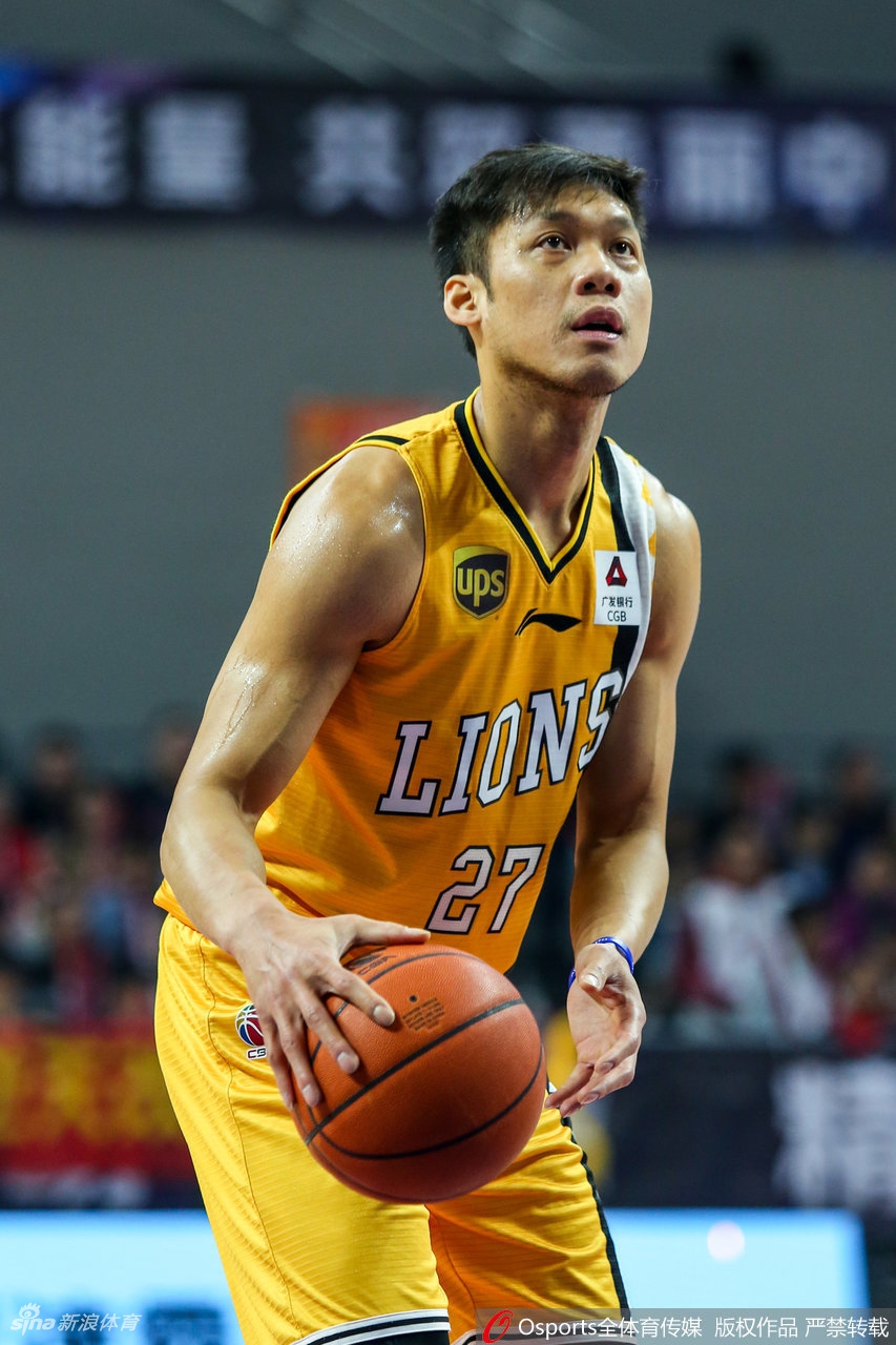 季后赛12进8:浙江vs广厦