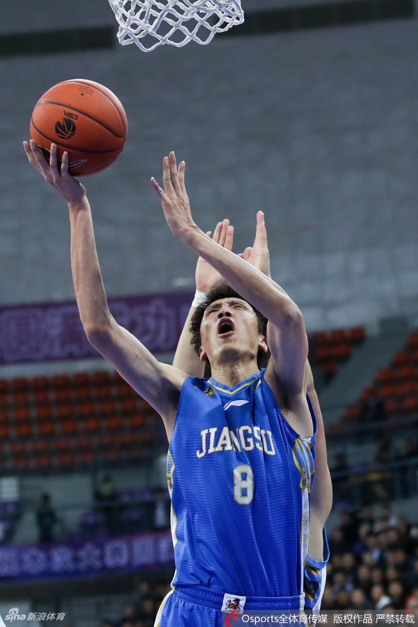 季前赛-林书豪11分 北京胜肯帝亚