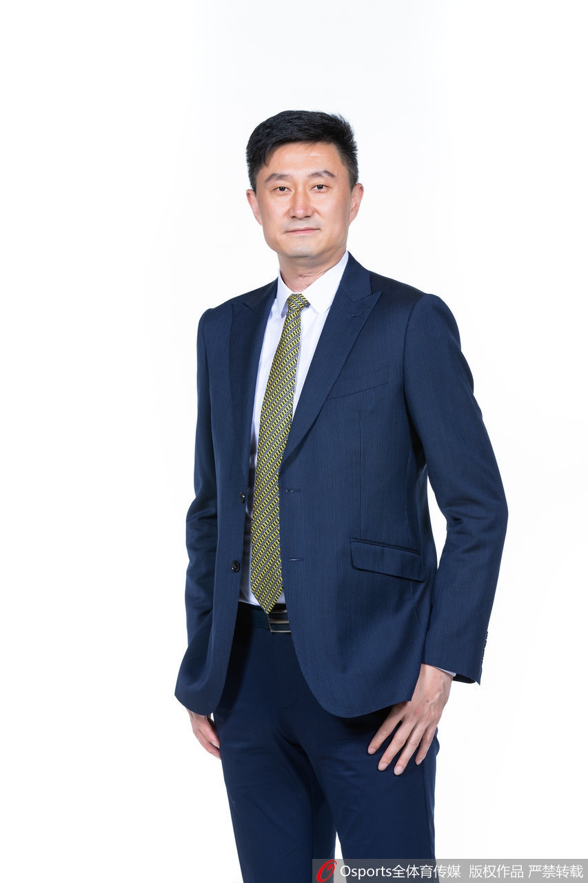 广东队新赛季定妆照出炉!