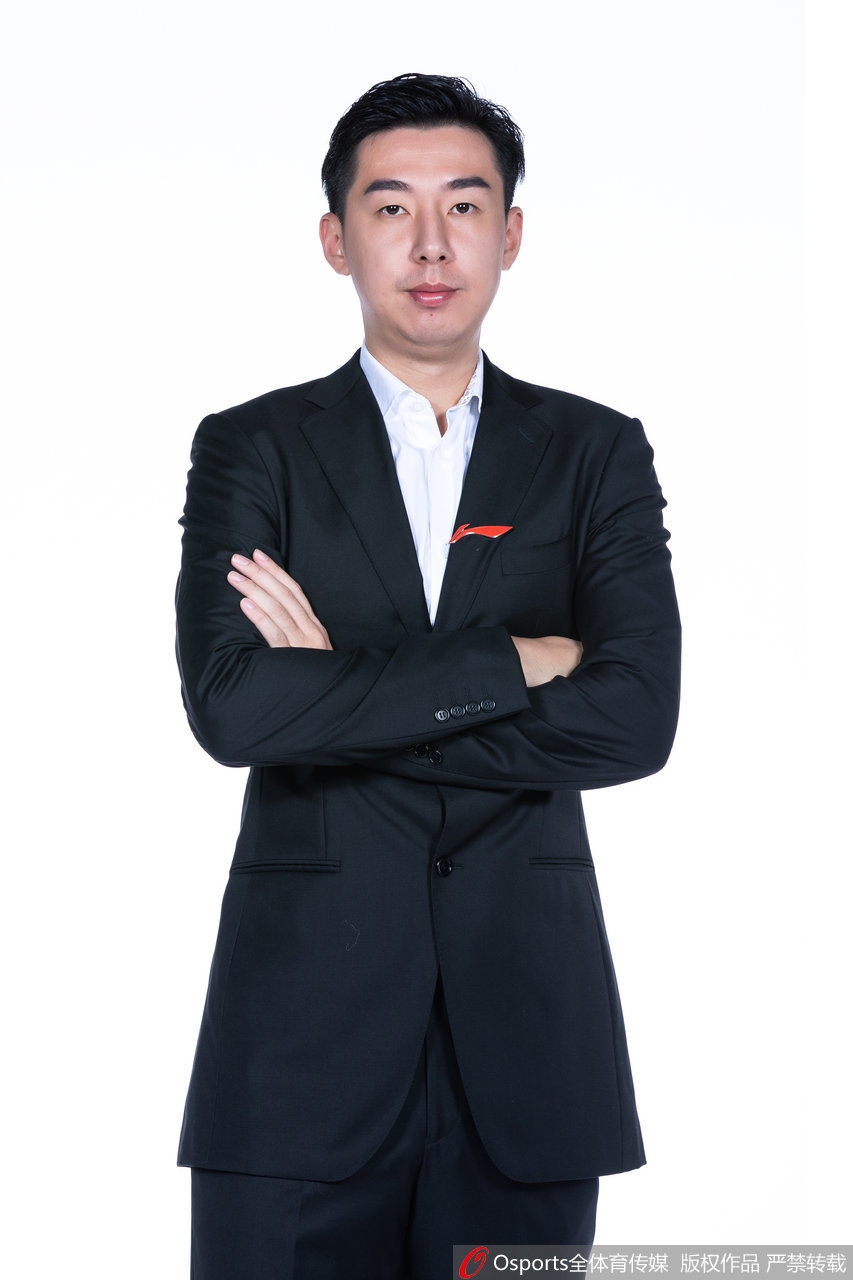 肯帝亚新赛季官方写真出炉