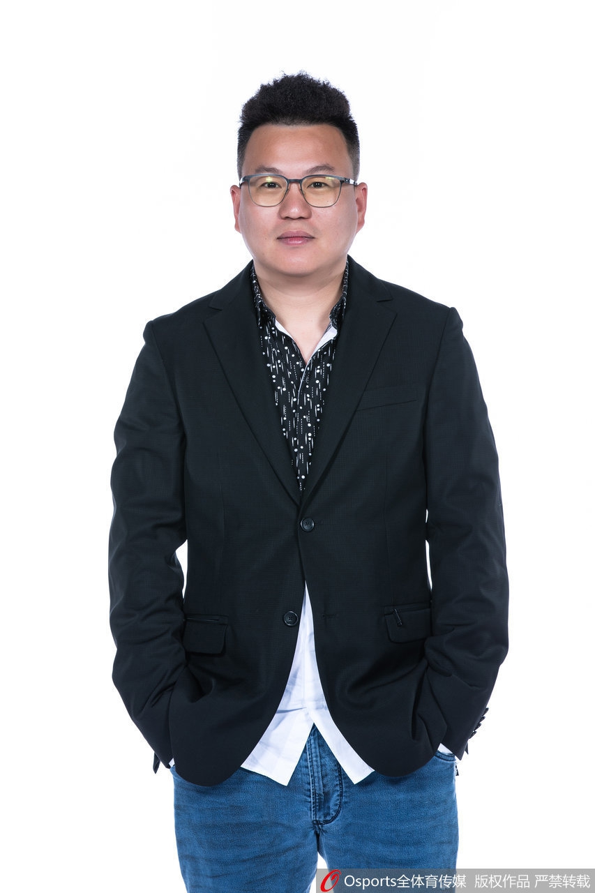 肯帝亚新赛季官方写真出炉