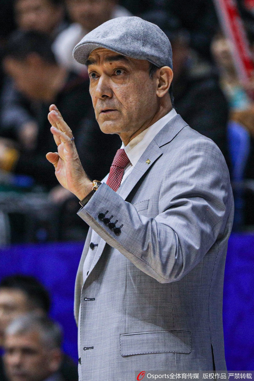 CBA第5轮:新疆112-107吉林