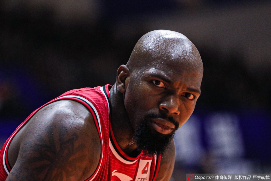 CBA第5轮:新疆112-107吉林