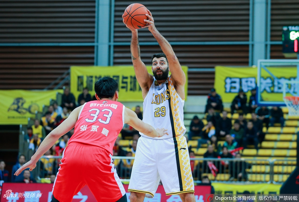 CBA第44轮:广厦117-106广州