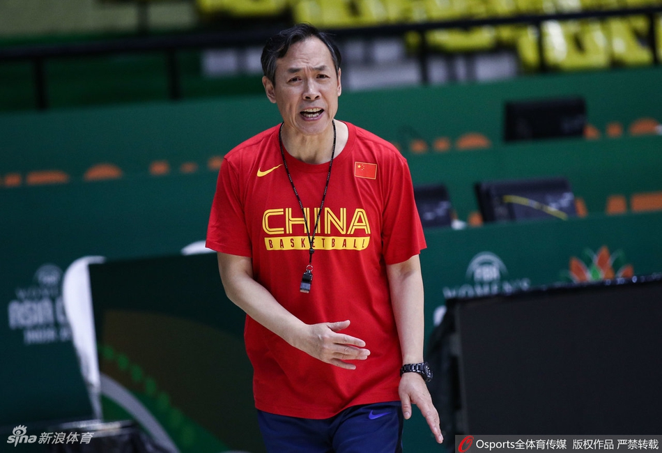 亚洲杯在即中国女篮积极备战