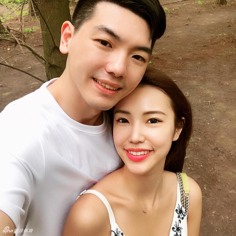 喷血！福建悍将为女友拍摄比基尼写真